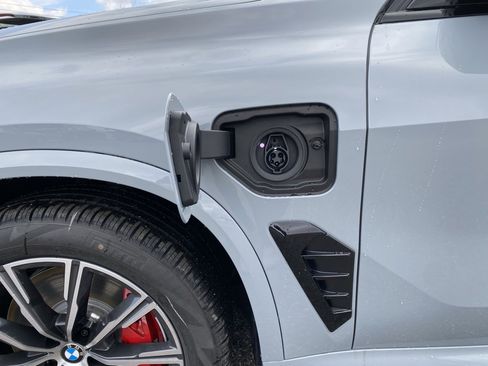 New 2026 BMW X5 xDrive50e w/ M Sport Package image 14