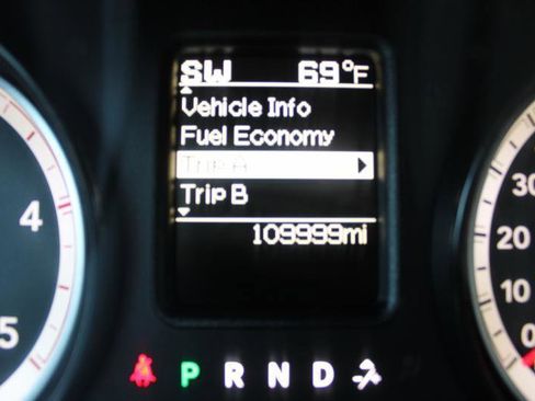 Used 2016 RAM 2500 Tradesman w/ Chrome Appearance Group image 34