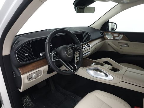 Certified 2026 Mercedes-Benz GLE 350 4MATIC image 9