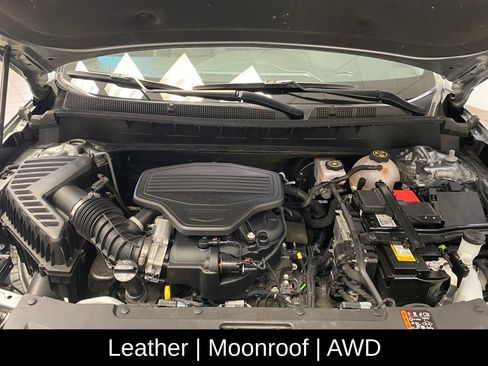 Used 2023 Cadillac XT6 Premium Luxury image 28