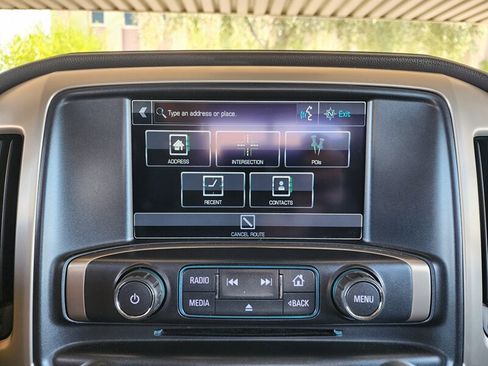 Used 2017 GMC Sierra 2500 Denali w/ Duramax Plus Package AWD/4WD image 41