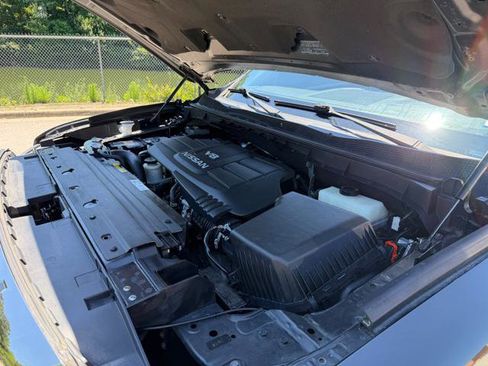 Used 2017 Nissan Titan Platinum Reserve RWD image 46
