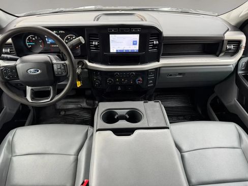 Used 2023 Ford F250 XL w/ XL Driver Assist Package AWD/4WD image 3