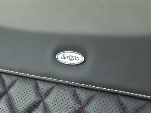 Used 2015 Mercedes-Benz GL 450 4MATIC w/ Designo Black Leather Package image 40