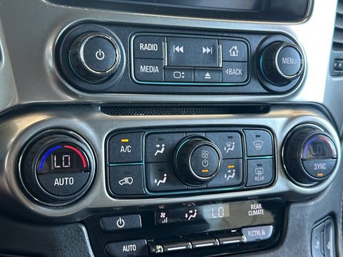 Used 2018 Chevrolet Suburban LT w/ Luxury Package AWD/4WD image 24