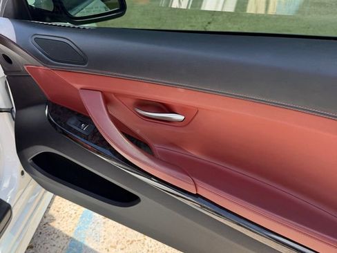 Used 2012 BMW 650i Convertible image 17