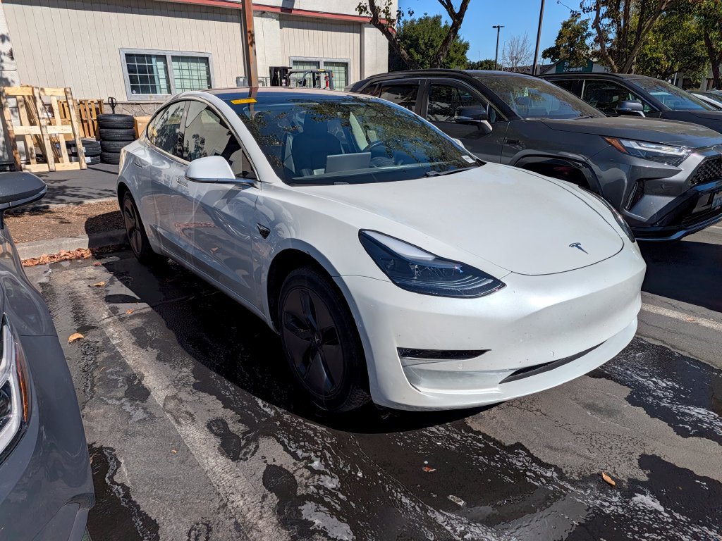 Used 2018 Tesla Model 3 Long Range RWD image 5
