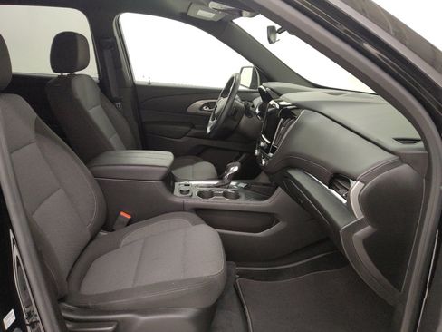 Used 2023 Chevrolet Traverse LT image 21