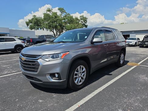 Certified 2020 Chevrolet Traverse LT w/ LPO, Floor Liner Package AWD/4WD image 7
