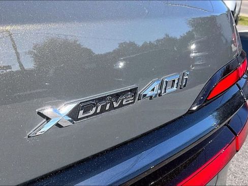 Used 2026 BMW X7 xDrive40i w/ Executive Package image 21