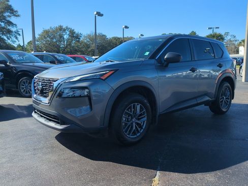 Used 2021 Nissan Rogue S image 8