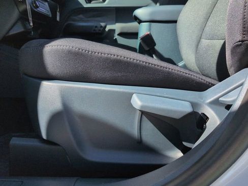 New 2025 Ford Maverick XL image 20