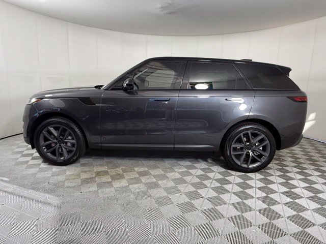 New 2027 Land Rover Range Rover Sport SE AWD/4WD image 3