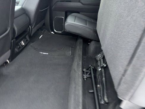 Used 2025 GMC Sierra 1500 SLT image 26