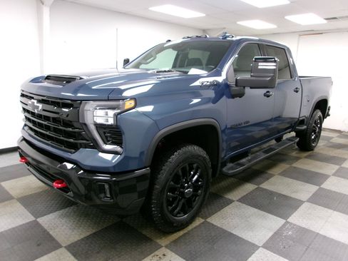Used 2026 Chevrolet Silverado 2500 LTZ w/ Trail Boss Package AWD/4WD image 1
