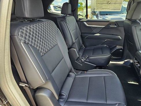 New 2026 GMC Acadia Denali w/ Super Cruise Package image 26