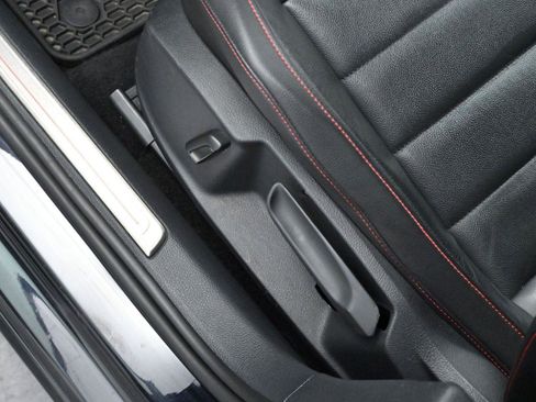 Used 2019 Volkswagen GTI SE w/ SE Experience Package image 14