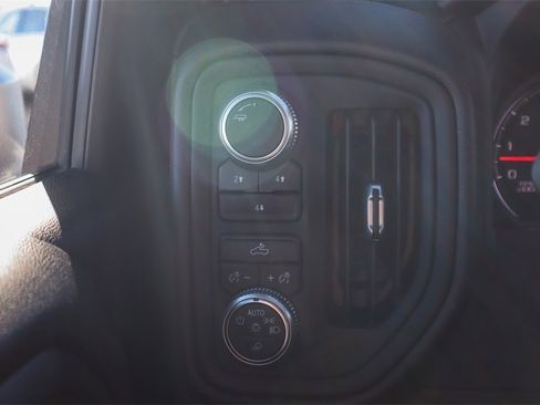 Used 2020 GMC Sierra 3500 4x4 Regular Cab w/ Convenience Package image 18