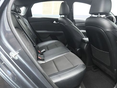 Used 2023 Kia Forte GT-Line w/ GT-Line Premium Package image 24