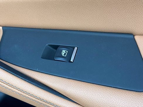 Used 2023 BMW 530e w/ M Sport Package RWD image 20