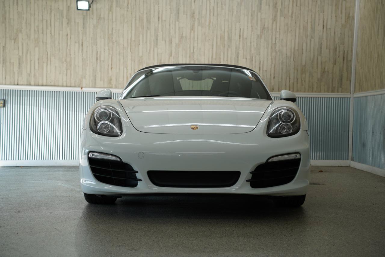 Used 2016 Porsche Boxster RWD image 2