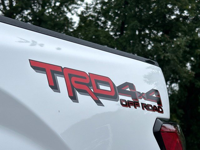 Used 2024 Toyota Tundra Limited w/ TRD Off-Road Package AWD/4WD image 14