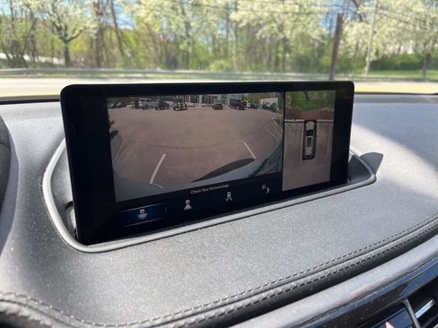 Used 2023 Acura MDX SH-AWD w/ Advance Package image 6