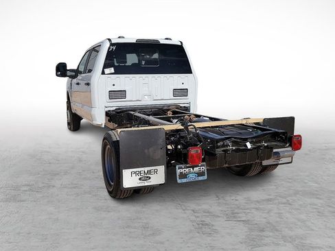 New 2026 Ford F350 XL w/ XL Chrome Package image 8