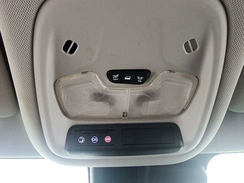 Used 2021 Chevrolet TrailBlazer LS image 23