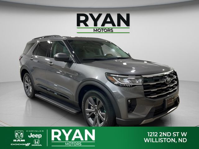 Used 2026 Ford Explorer Active w/ Active Comfort Package AWD/4WD image 1