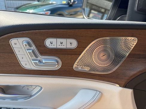 Used 2022 Mercedes-Benz GLE 350 4MATIC image 15