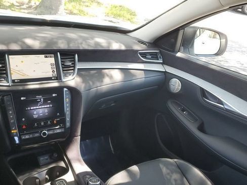 Used 2023 INFINITI QX50 Sensory AWD/4WD image 19