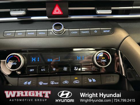 Certified 2023 Hyundai Elantra Limited image 28