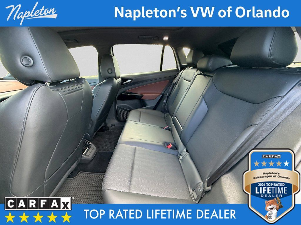 Used 2021 Volkswagen ID.4 Pro S RWD image 29