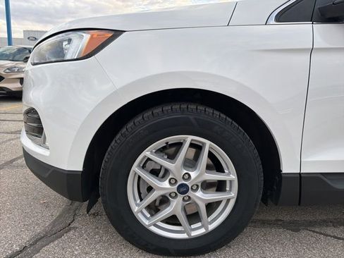 Certified 2022 Ford Edge SEL w/ Convenience Package image 35