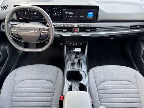 Certified 2025 Kia K4 EX image 18