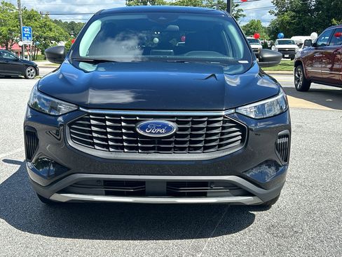 Used 2024 Ford Escape Active w/ Cold Weather Package image 3