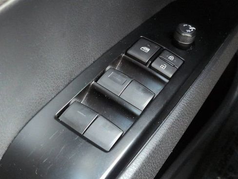 Used 2025 Toyota Camry LE FWD image 20