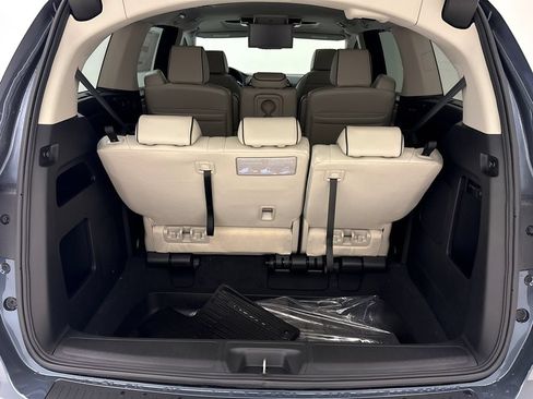 New 2026 Honda Odyssey Touring image 12