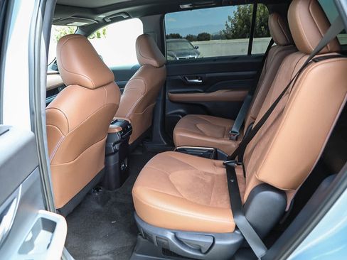 Certified 2026 Toyota Grand Highlander AWD Hybrid image 19