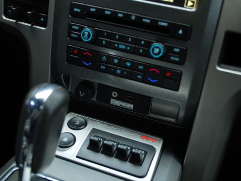 Used 2010 Ford F150 Raptor image 41