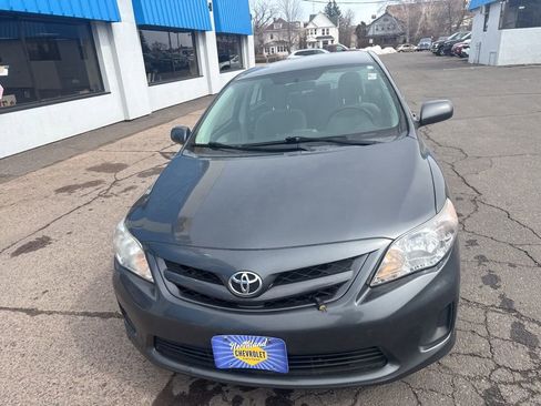 Used 2011 Toyota Corolla LE FWD image 3