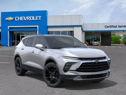 New 2026 Chevrolet Blazer LT w/ Convenience Package FWD image 7