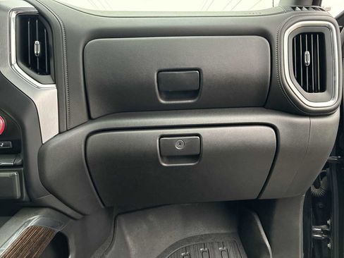 Used 2021 GMC Sierra 1500 Elevation w/ Preferred Package image 29