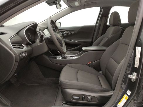 Used 2023 Chevrolet Malibu LT image 17