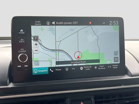 Used 2025 Honda Pilot Touring image 13