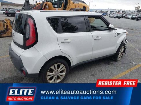 Used 2015 Kia Soul + w/ Audio Package image 8