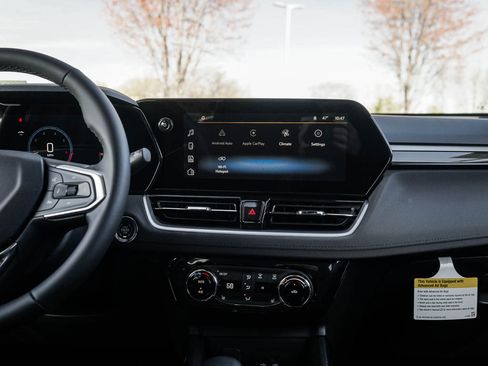 New 2026 Chevrolet TrailBlazer LT AWD/4WD image 16