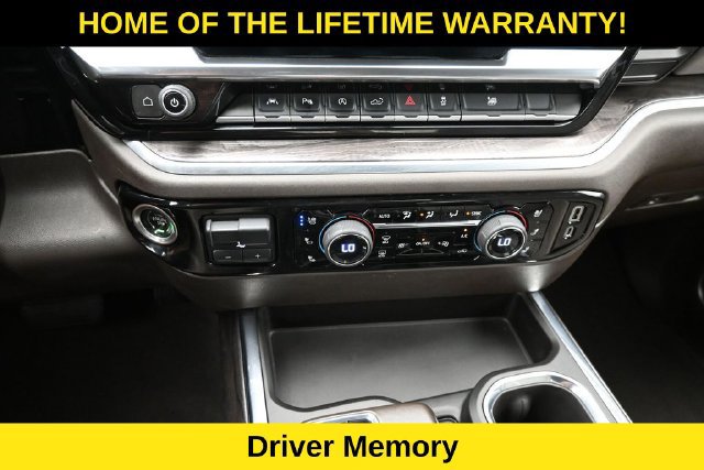 Used 2022 Chevrolet Silverado 1500 LTZ AWD/4WD image 32