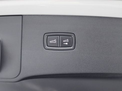 Used 2024 Porsche Cayenne Turbo GT AWD/4WD image 51